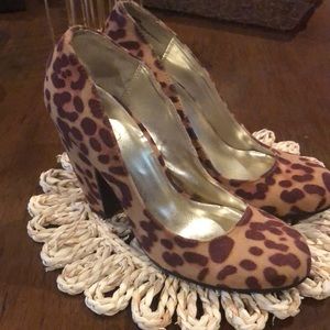 Bongo high heel animal print sexy high heels. Fabric upper in tan and dark brown